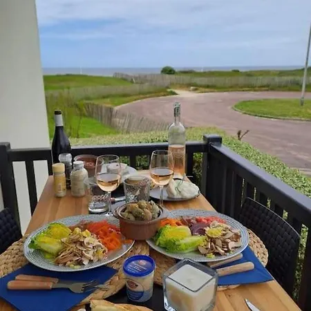 Daire Joli Pres Du Front De